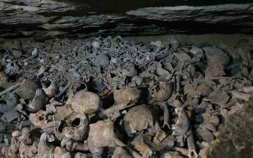 ANIMATION LOISIR 2013 - Catacombes Que d'os, que d'os... - zoom 